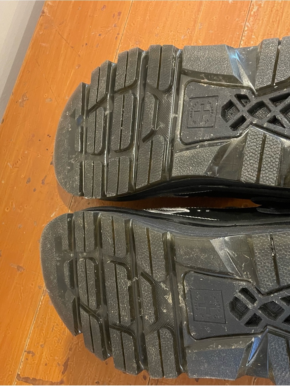 Dr Martins Black Solar Flare Mules - Picture 6 of 6